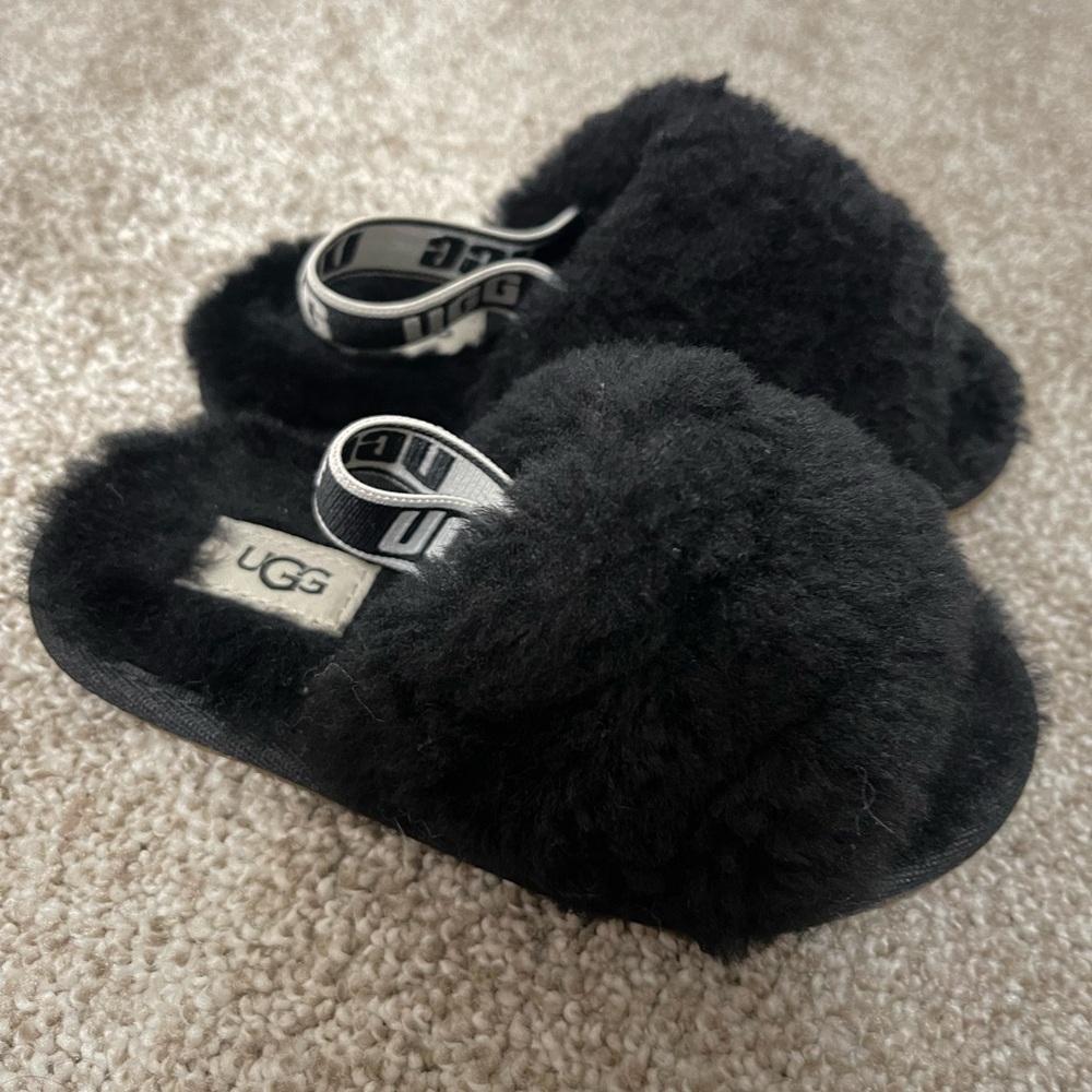 Toddler UGG slippers size 9